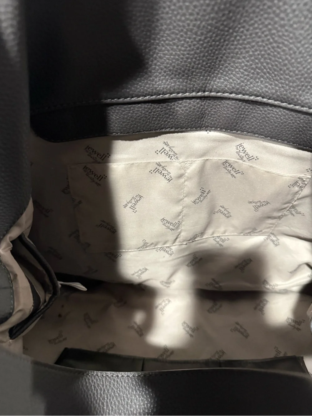 thirty-one soft textured